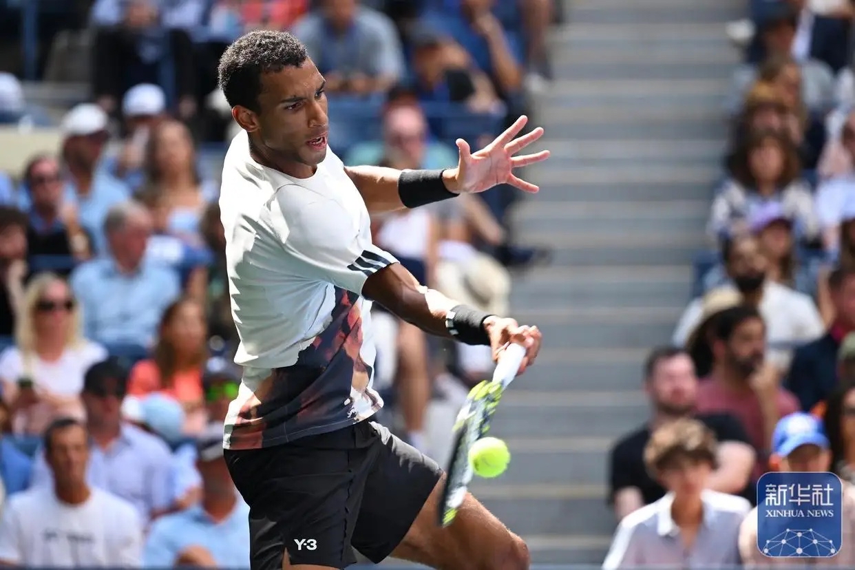 美网绝杀年终总决赛,蒂姆统治全场 美网绝杀年终总决赛,蒂姆统治全场