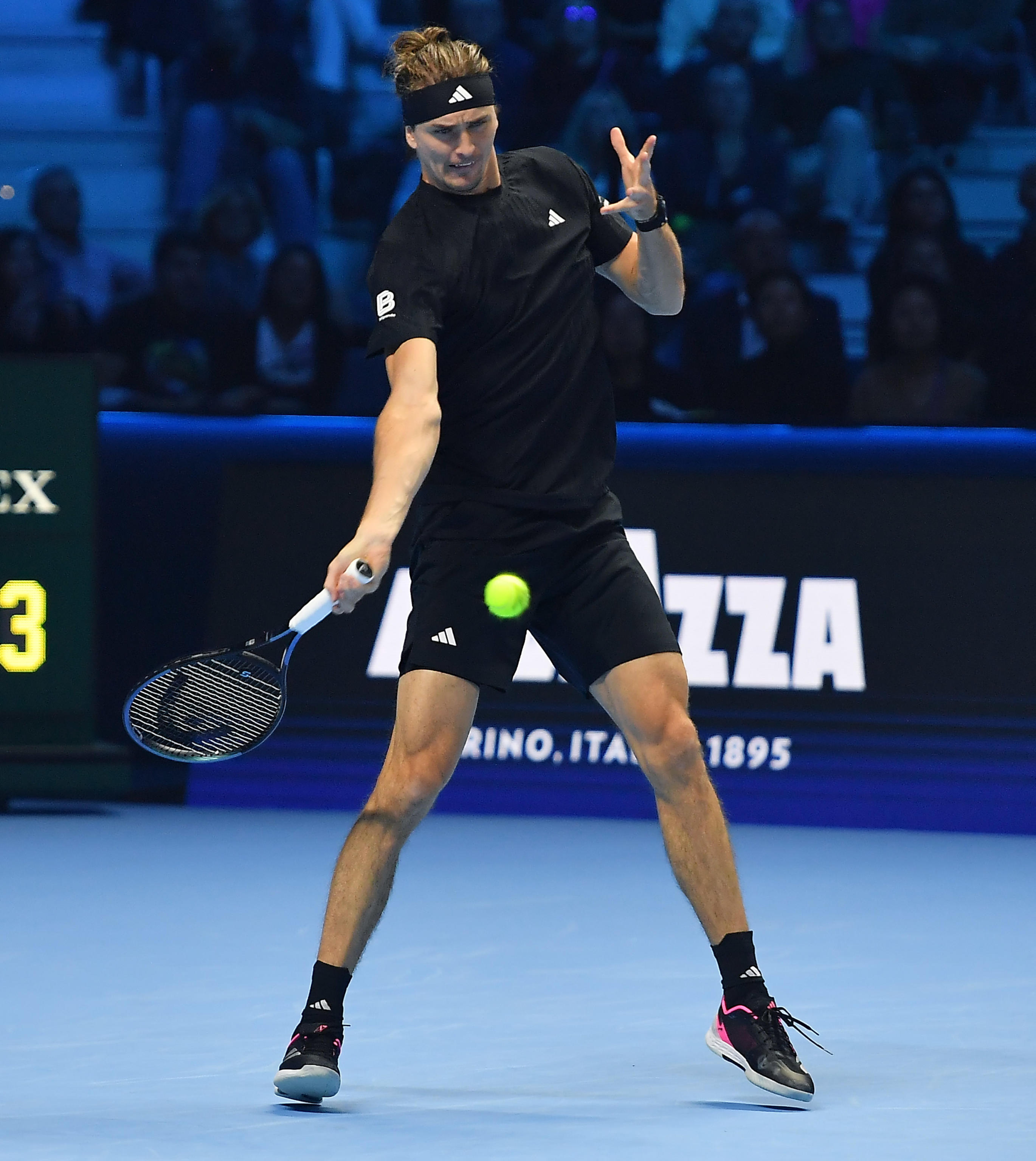 ATP总决赛力克拉沃尔杯,兹维列夫高光表现 ATP总决赛力克拉沃尔杯,兹维列夫高光表现