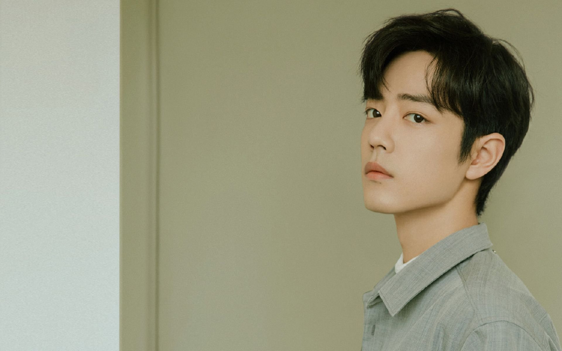 胜负间的同频脉搏,当梁靖崑的球台统治与瑞典绿茵的轻取同奏