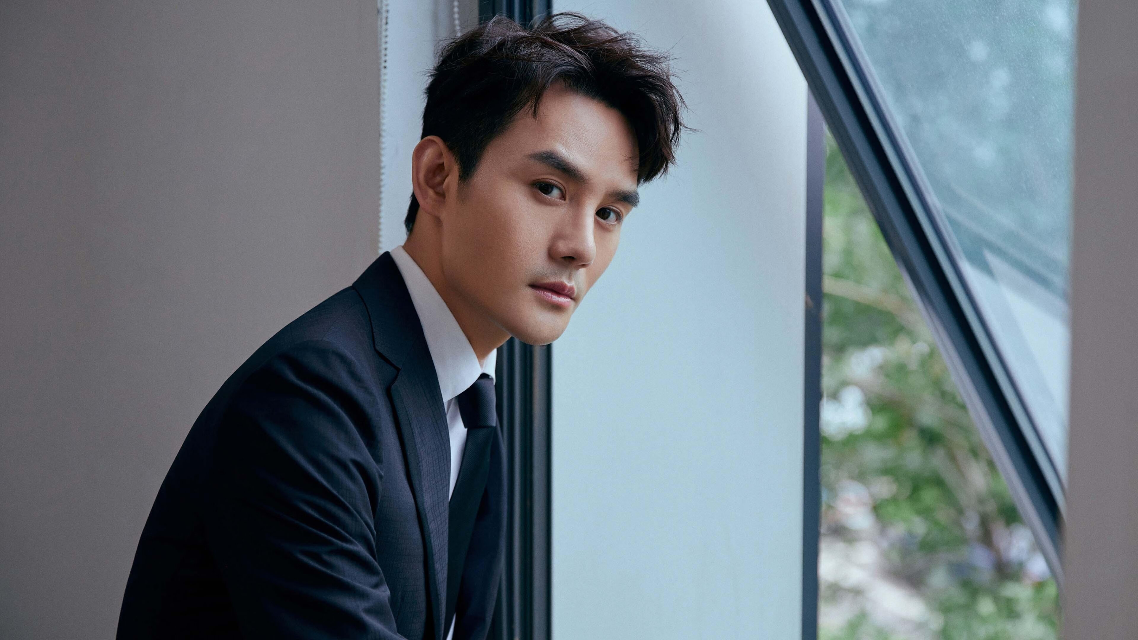 横扫北欧与燃烧战火,足球如何缝合世界的裂痕