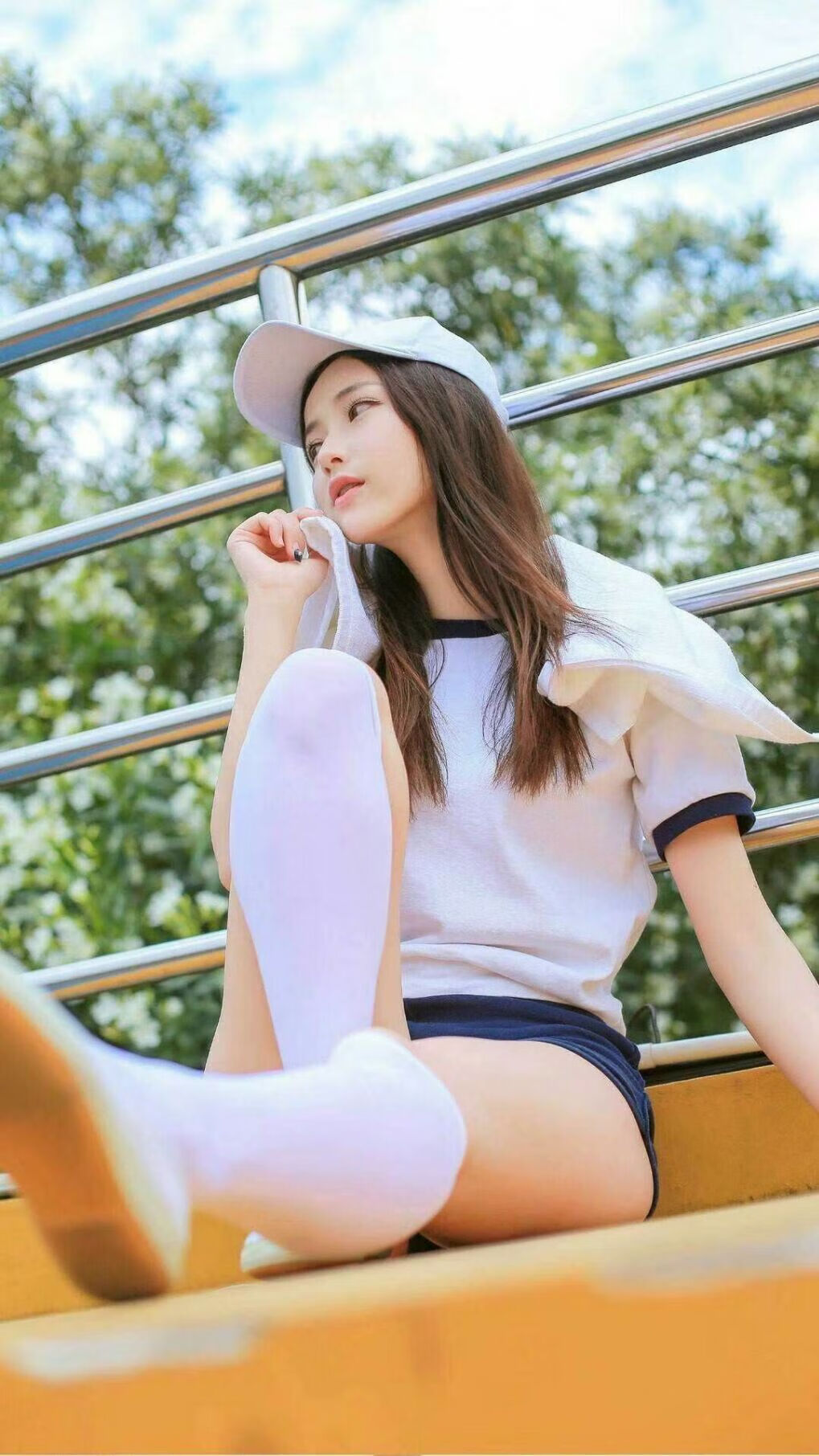 血脉压制还是技术鸿沟？红牛车队对二队的碾压与塞恩斯的孤军奋战