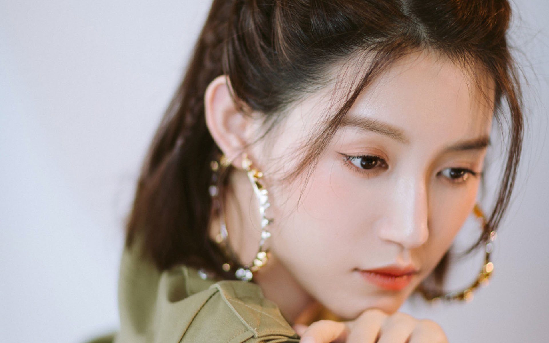 年度焦点之战,雨夜王座崩塌,乌拉圭最后一剑封喉厄瓜多尔