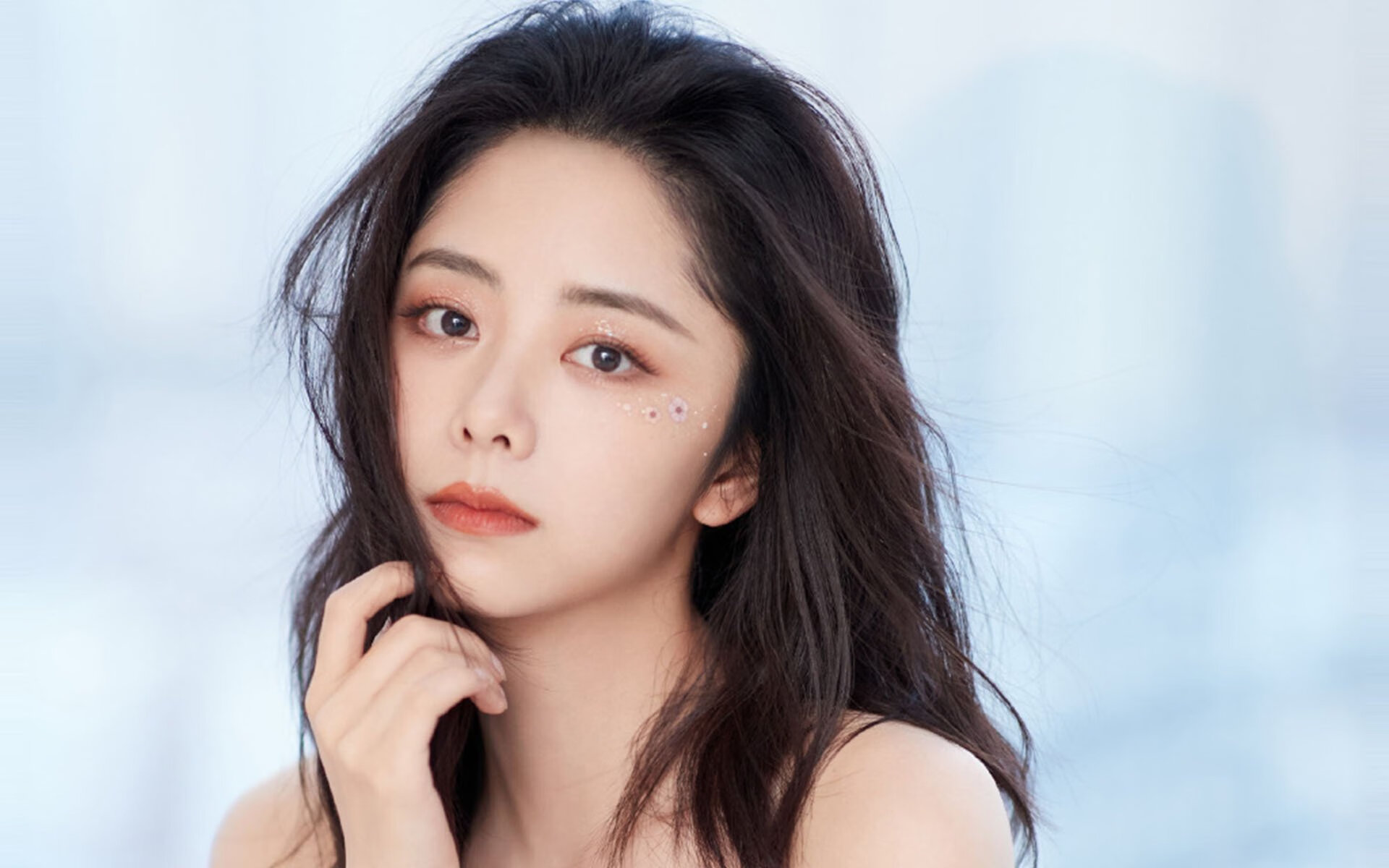 奥林匹克足球人，阿坎吉在关键之夜的唯一性证明