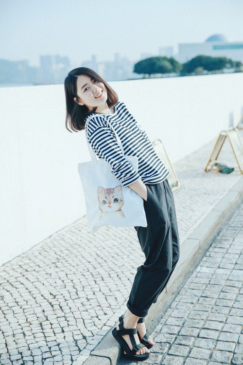 欧冠淘汰赛之夜，布伦森的红线，从曼彻斯特到慕尼黑的沉默主宰