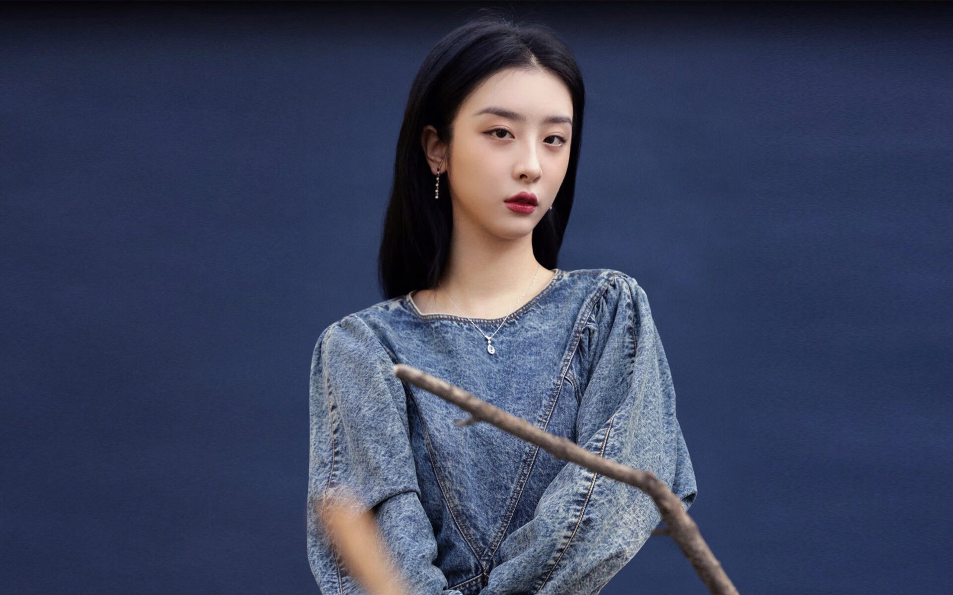 梅西的复仇与伊布的魔法,一场改写历史的友谊赛