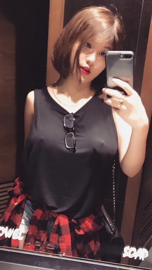 约基奇40+三双闪耀却成空砍，黄蜂双星58分逆袭开拓者