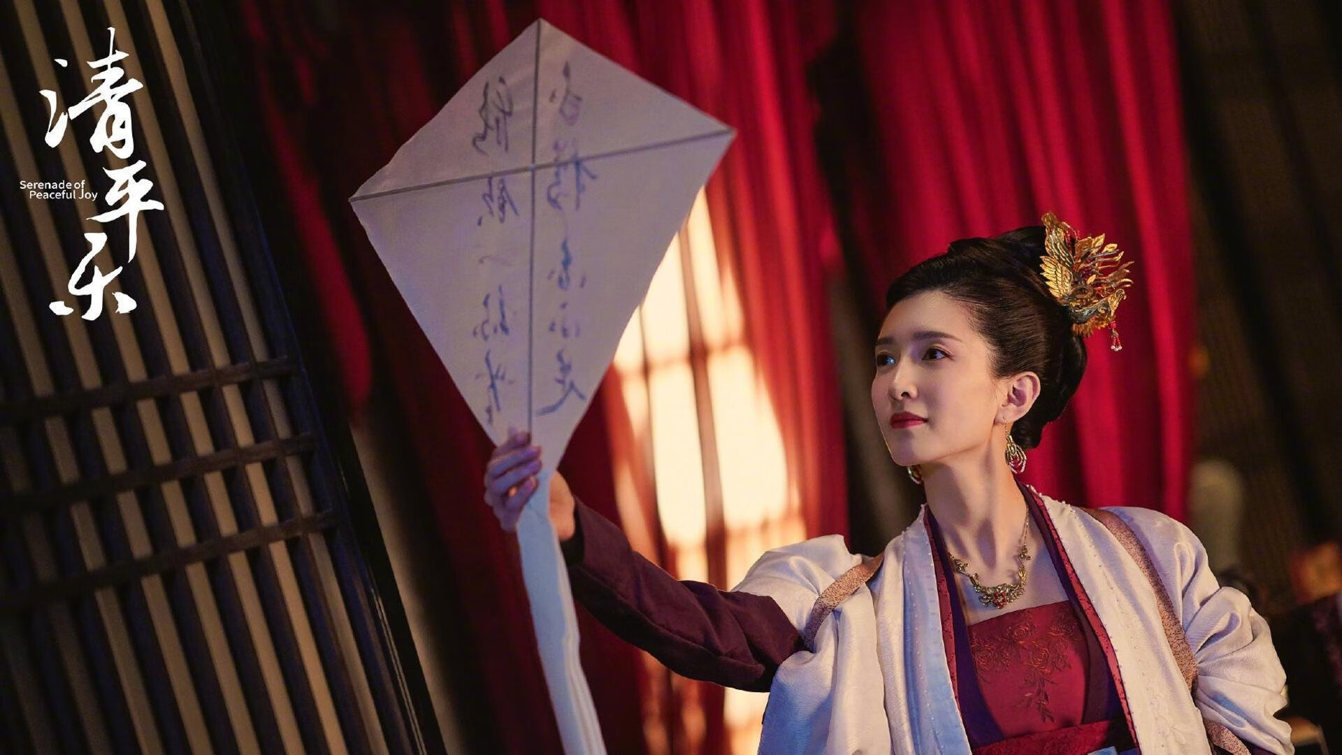 当篮球飞驰在赛道上,小贾伦在太阳轨道上演弯道超车